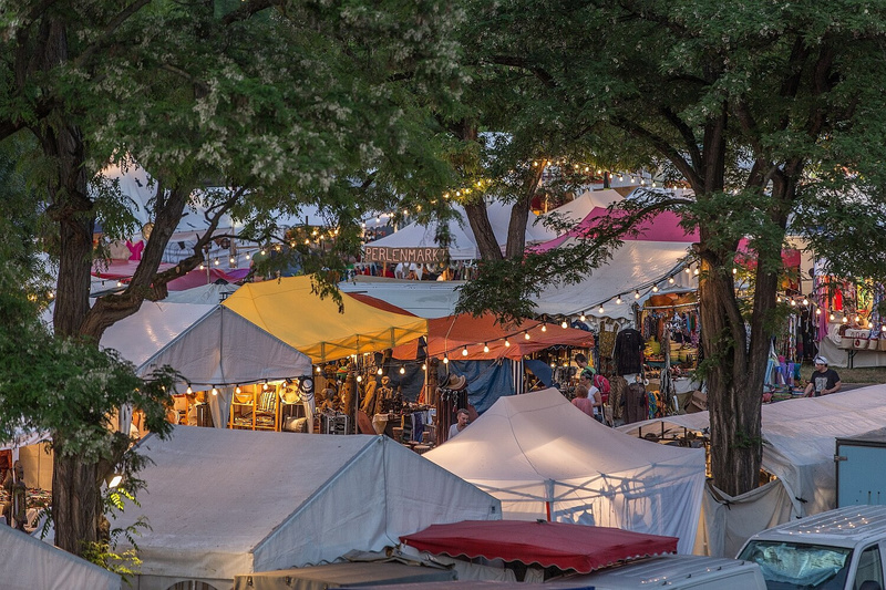 Bazaar_Presse-c-Patty-Varasano