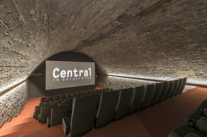 161117_Central_Saal02_01